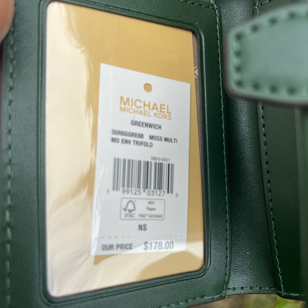 Michael Kors Moss/Green Ombré Wallet - Picture 7 of 9